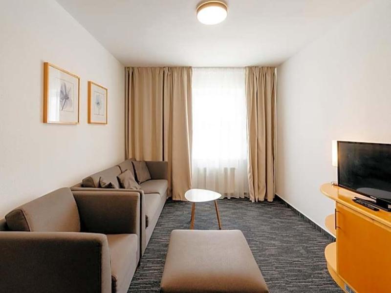 Hotel Pracharna image