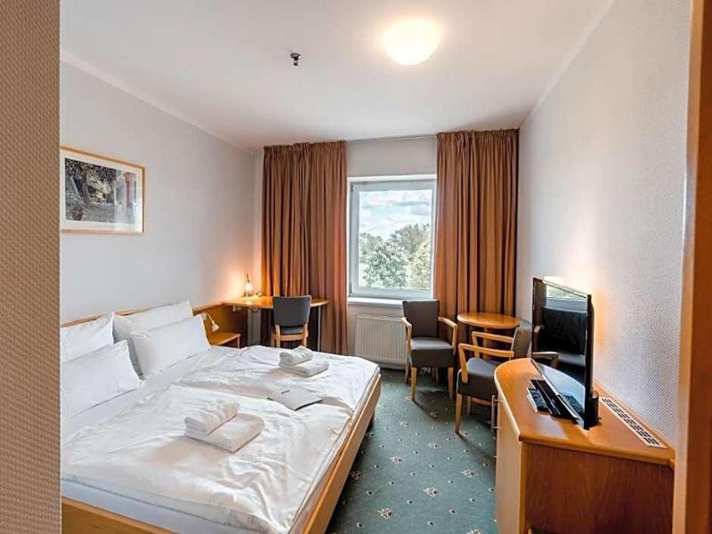 Hotel Pracharna image