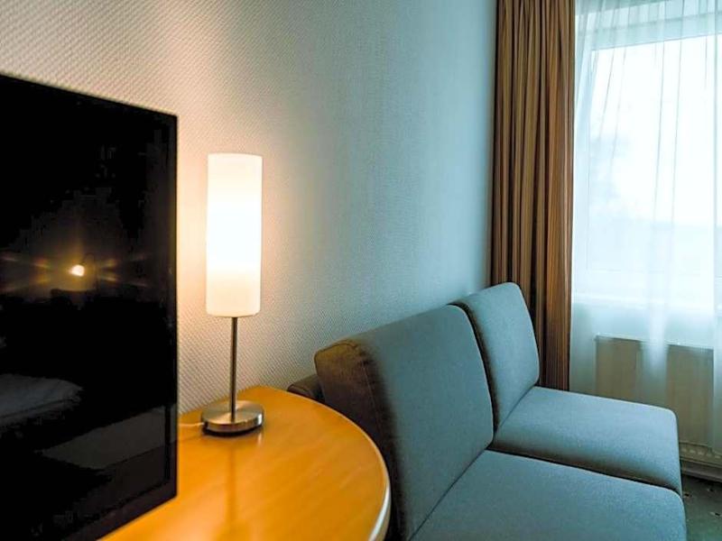 Hotel Pracharna image