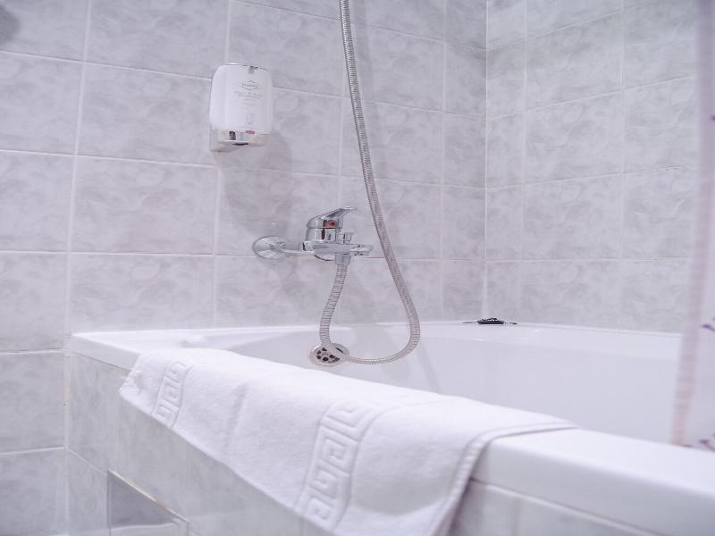BEST WESTERN Hotel West image