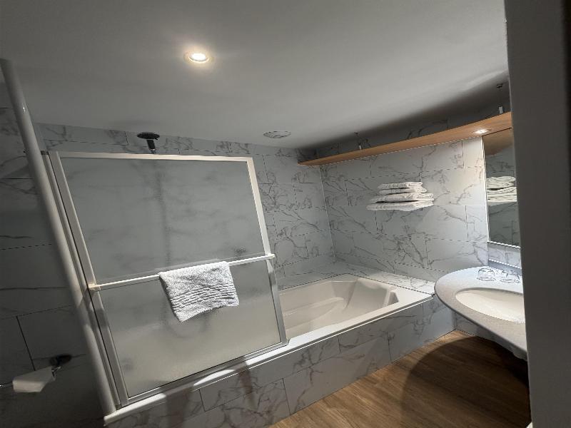 Best Western Le Pont d'Or image