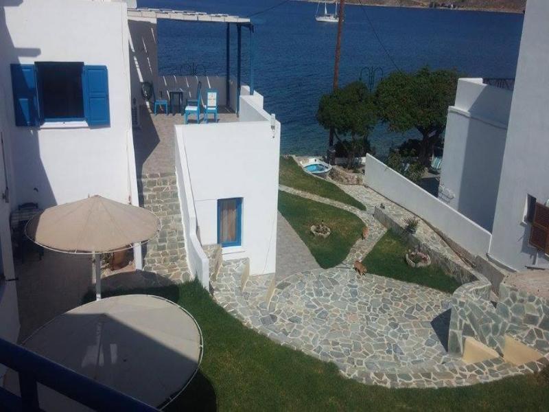 Elli Bay image