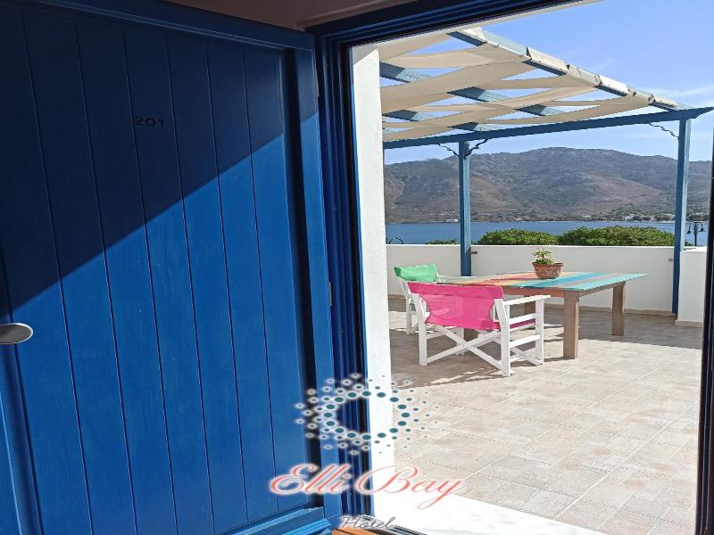 Elli Bay image