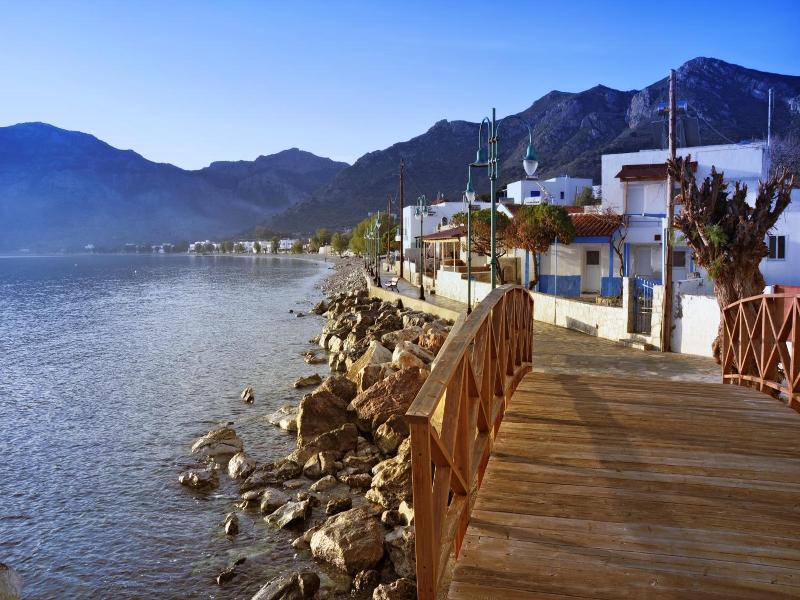 Elli Bay image