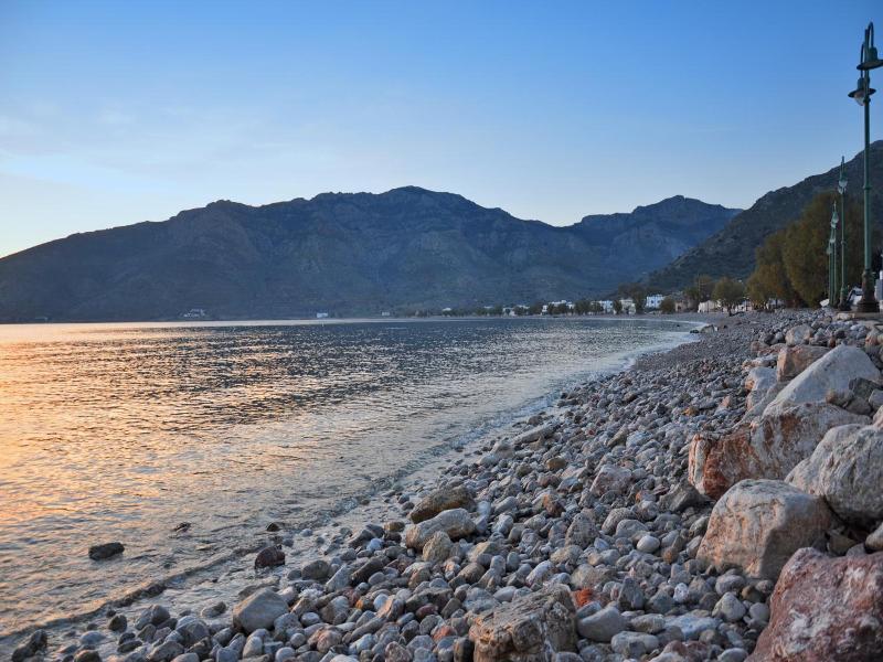 Elli Bay — general view