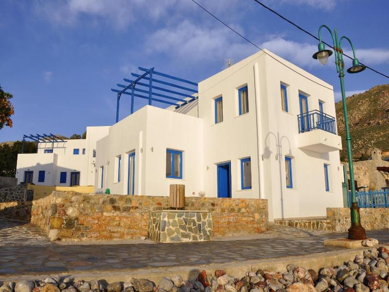 Elli Bay image