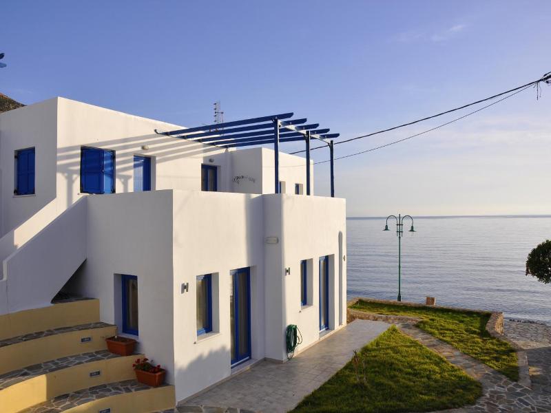 Elli Bay image