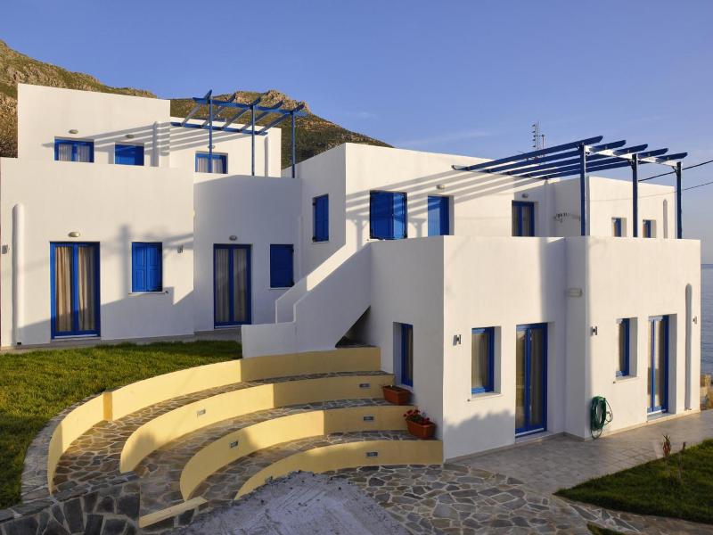 Elli Bay image