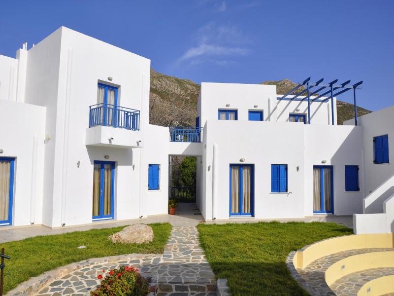 Elli Bay image