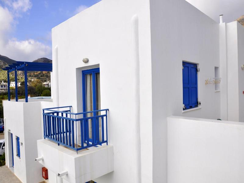 Elli Bay image