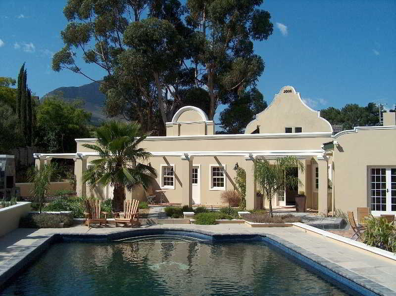 Somerset Villa Guesthouse