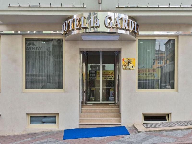 La Garden Hotel image