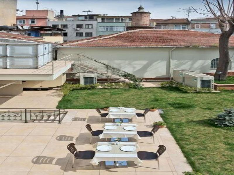 La Garden Hotel image