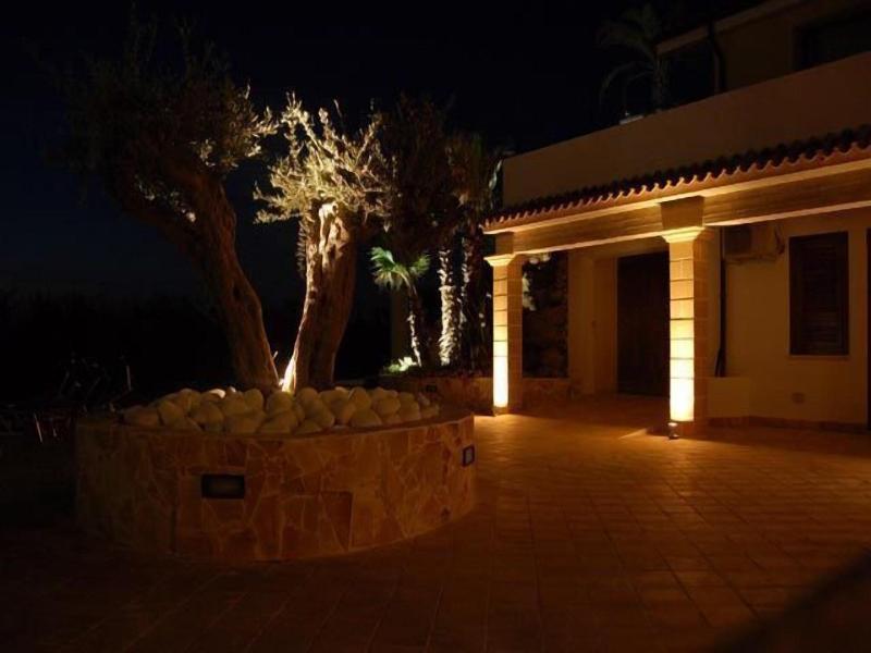 Villa Carlo Resort image