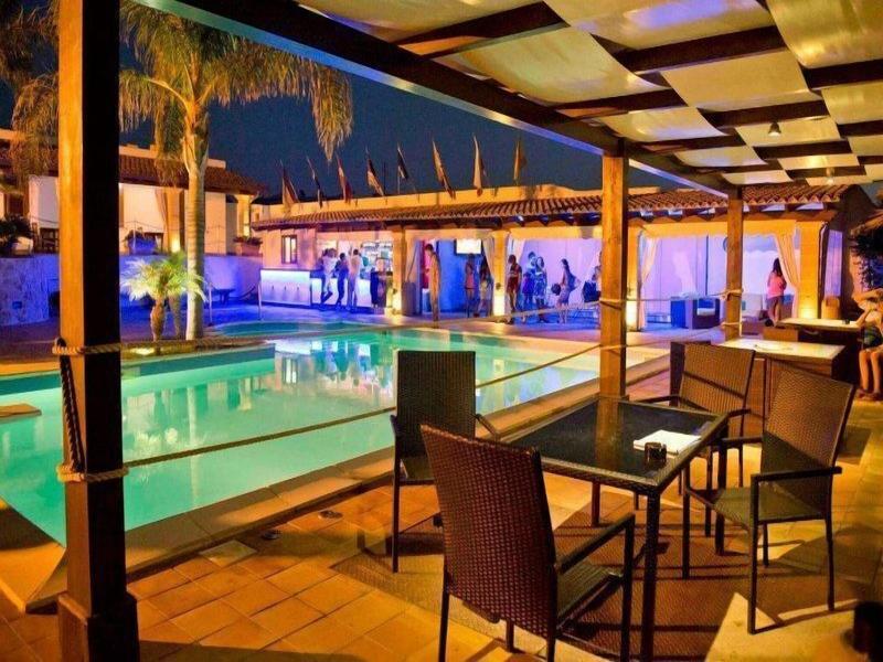 Villa Carlo Resort image