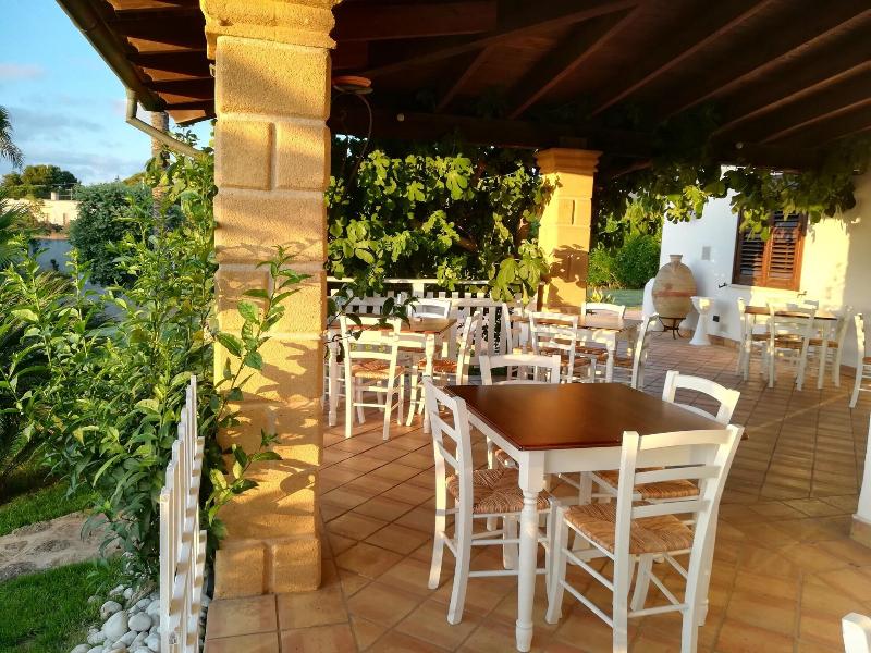 Villa Carlo Resort image