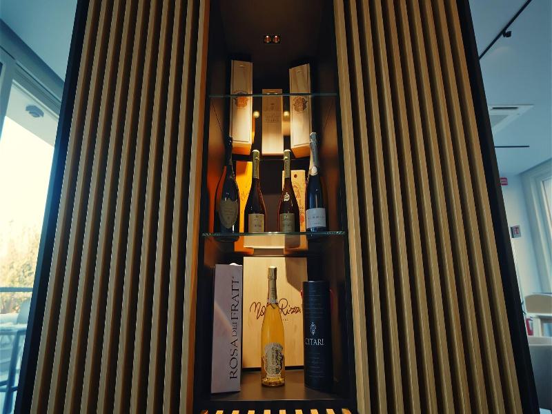 Hotel Cristal image