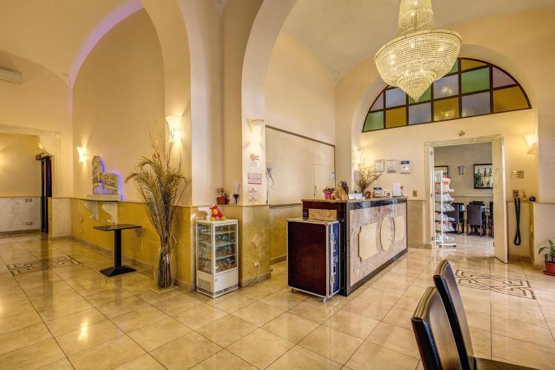 Hotel Maryelen 2 image
