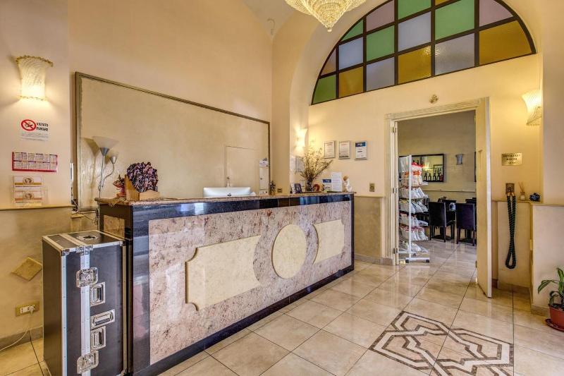 Hotel Maryelen 2 image