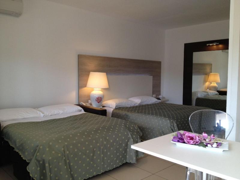Hotel Ambrosio La Corte image