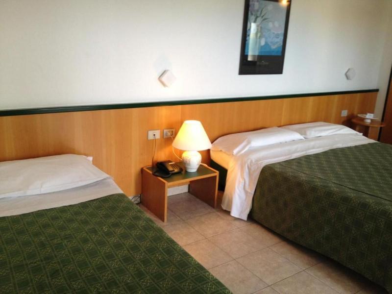 Hotel Ambrosio La Corte image