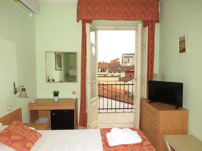 Hotel Massimo image