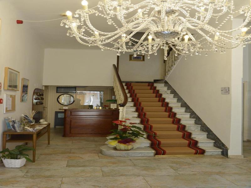Hotel Massimo image