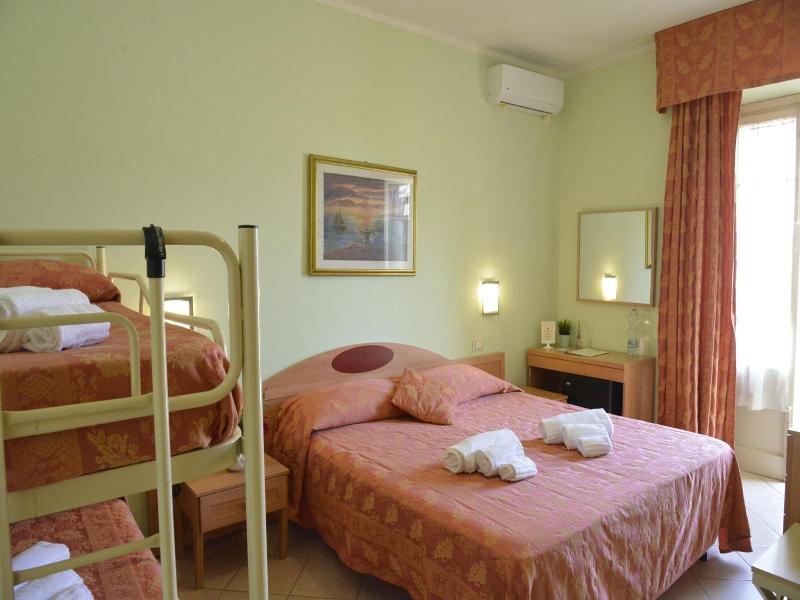 Hotel Massimo image