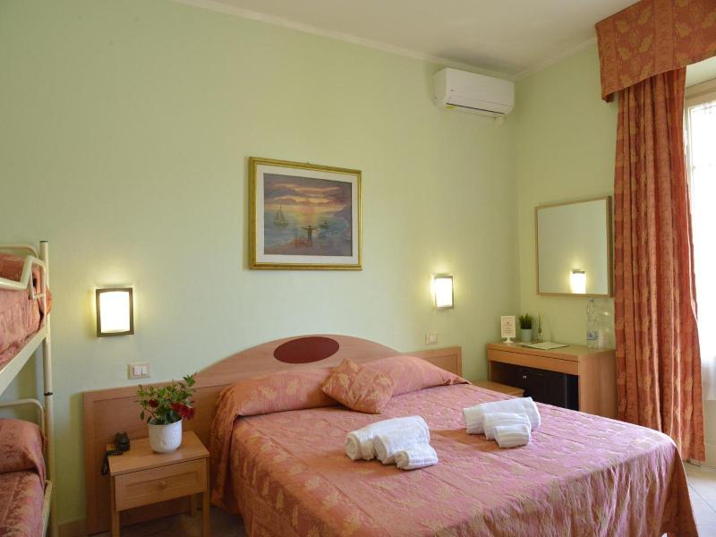 Hotel Massimo image