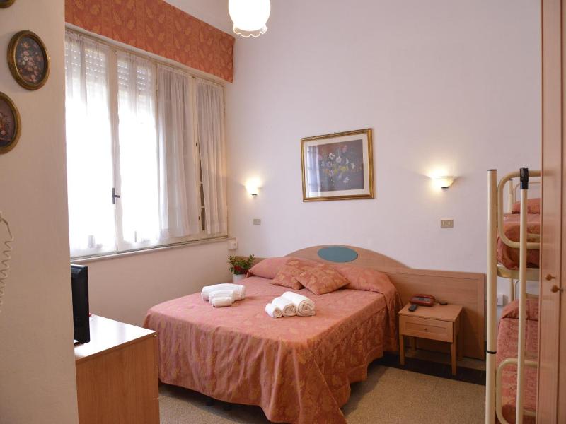 Hotel Massimo image