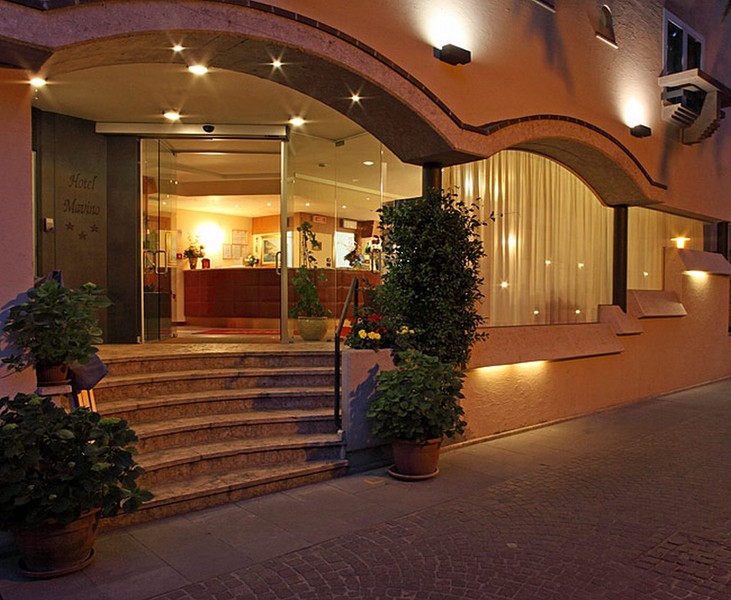Mavino Hotel