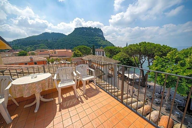 Albergo Ancora image