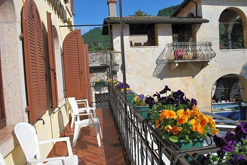 Albergo Ancora image