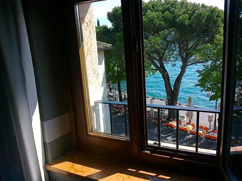 Albergo Ancora image