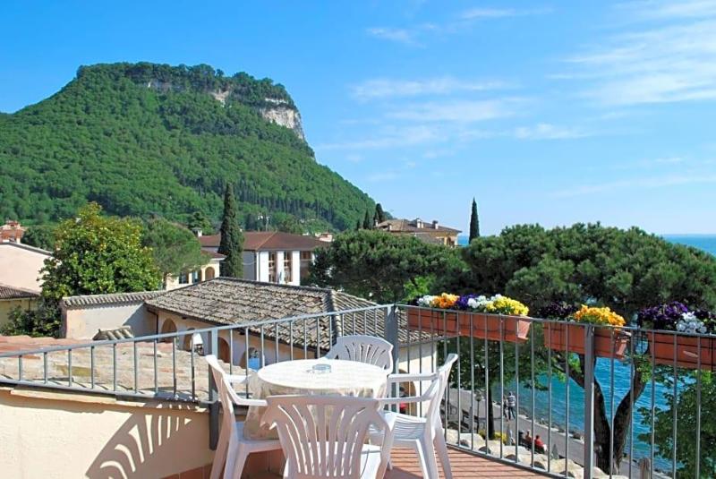 Albergo Ancora image
