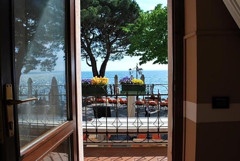 Albergo Ancora image