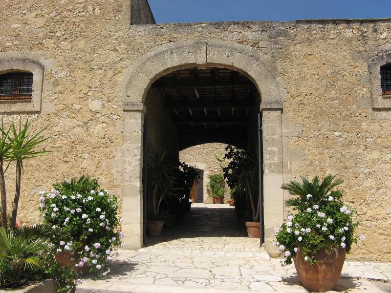 Hotel Baglio Santacroce image