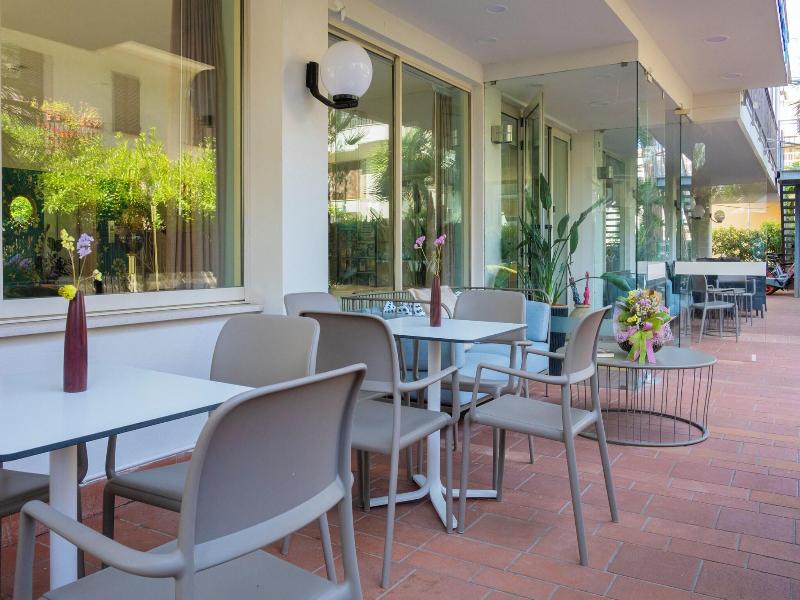 Aura Living Hotel image