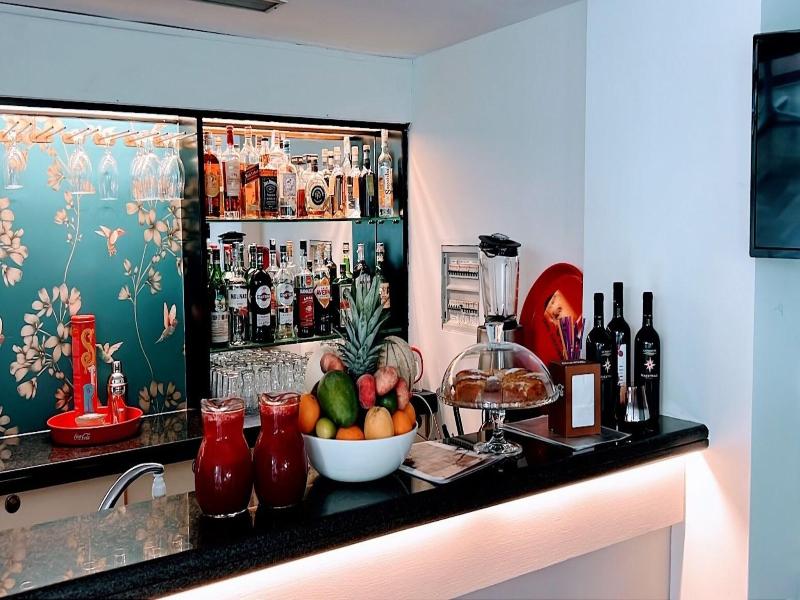 Aura Living Hotel image