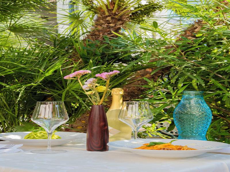 Aura Living Hotel image