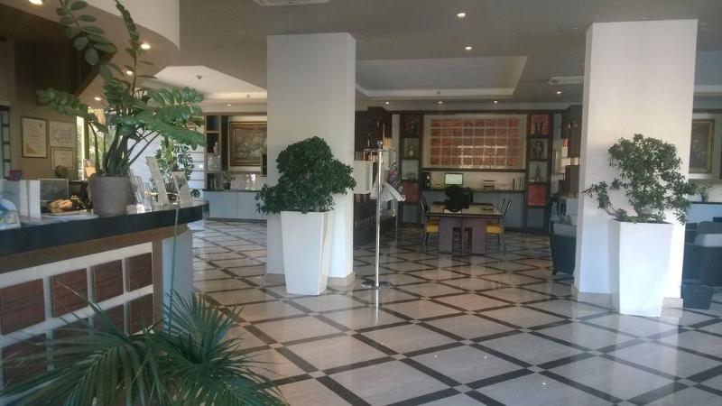 Rondo Hotel