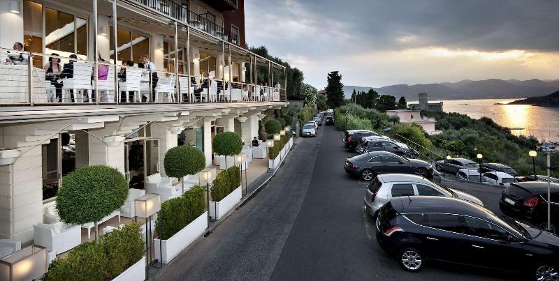 Europa Grand Hotel image
