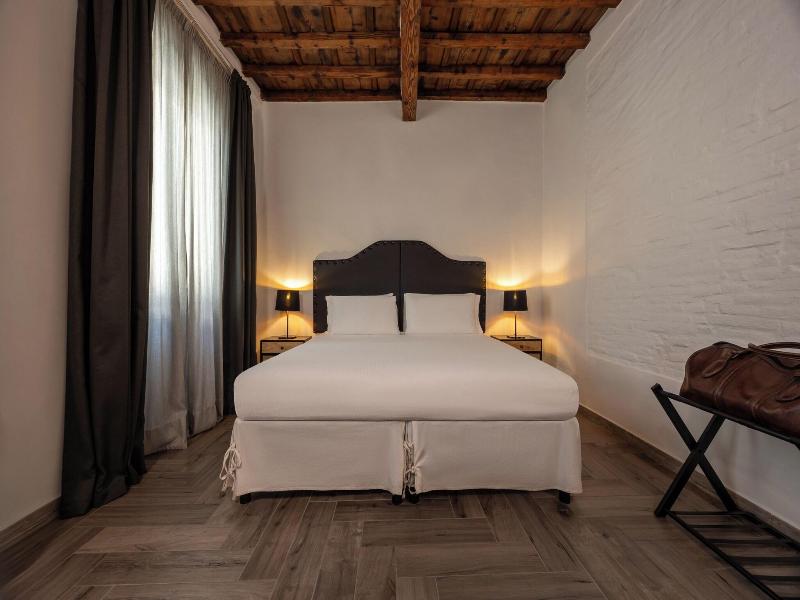 Globus Urban Hotel image