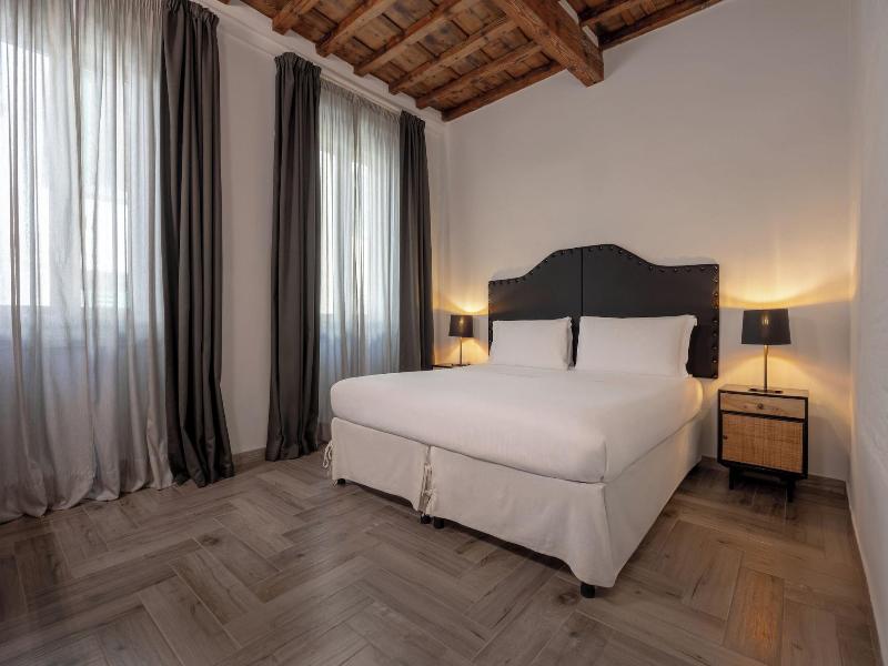 Globus Urban Hotel image