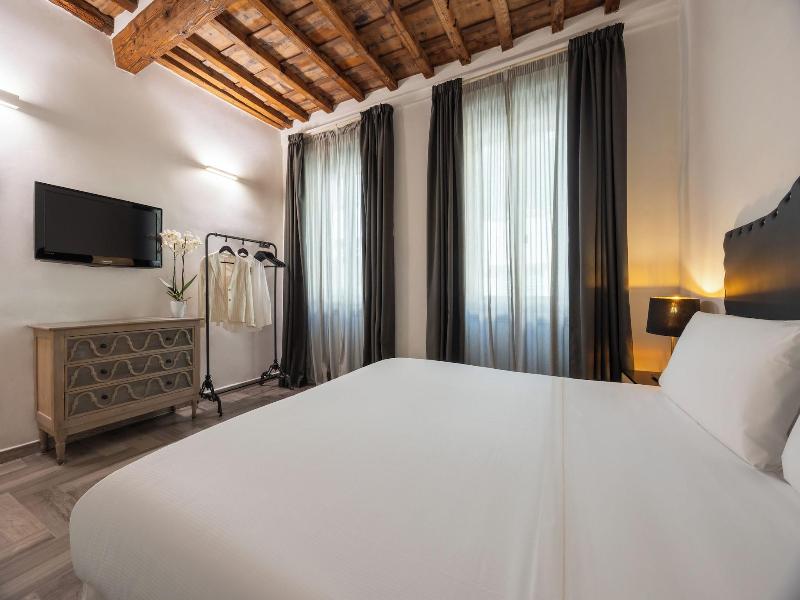 Globus Urban Hotel image