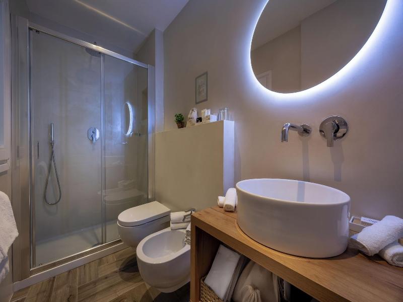 Globus Urban Hotel image