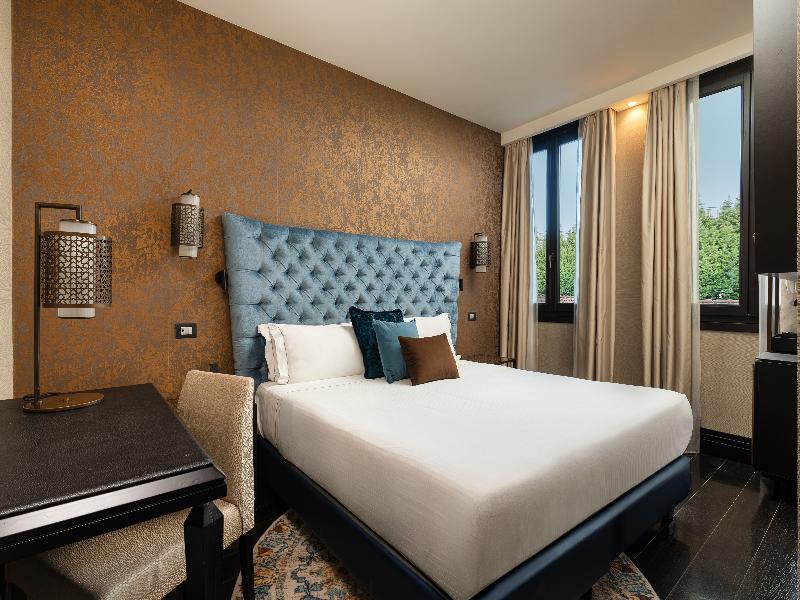 Vignette Collection The Venice Times Hotel By IHG image