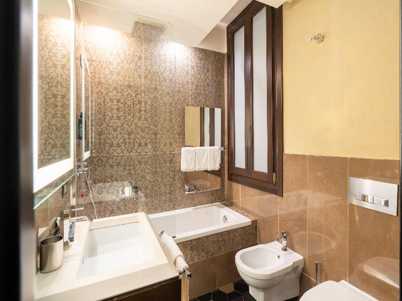 Vignette Collection The Venice Times Hotel By IHG image