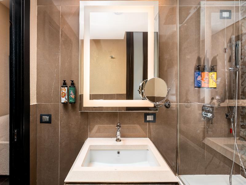 Vignette Collection The Venice Times Hotel By IHG image