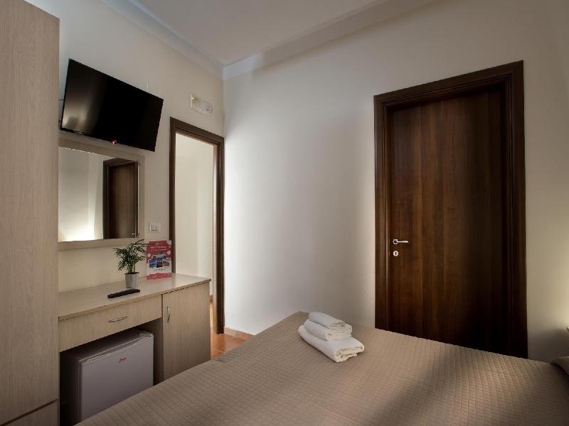 Hotel Diamond image